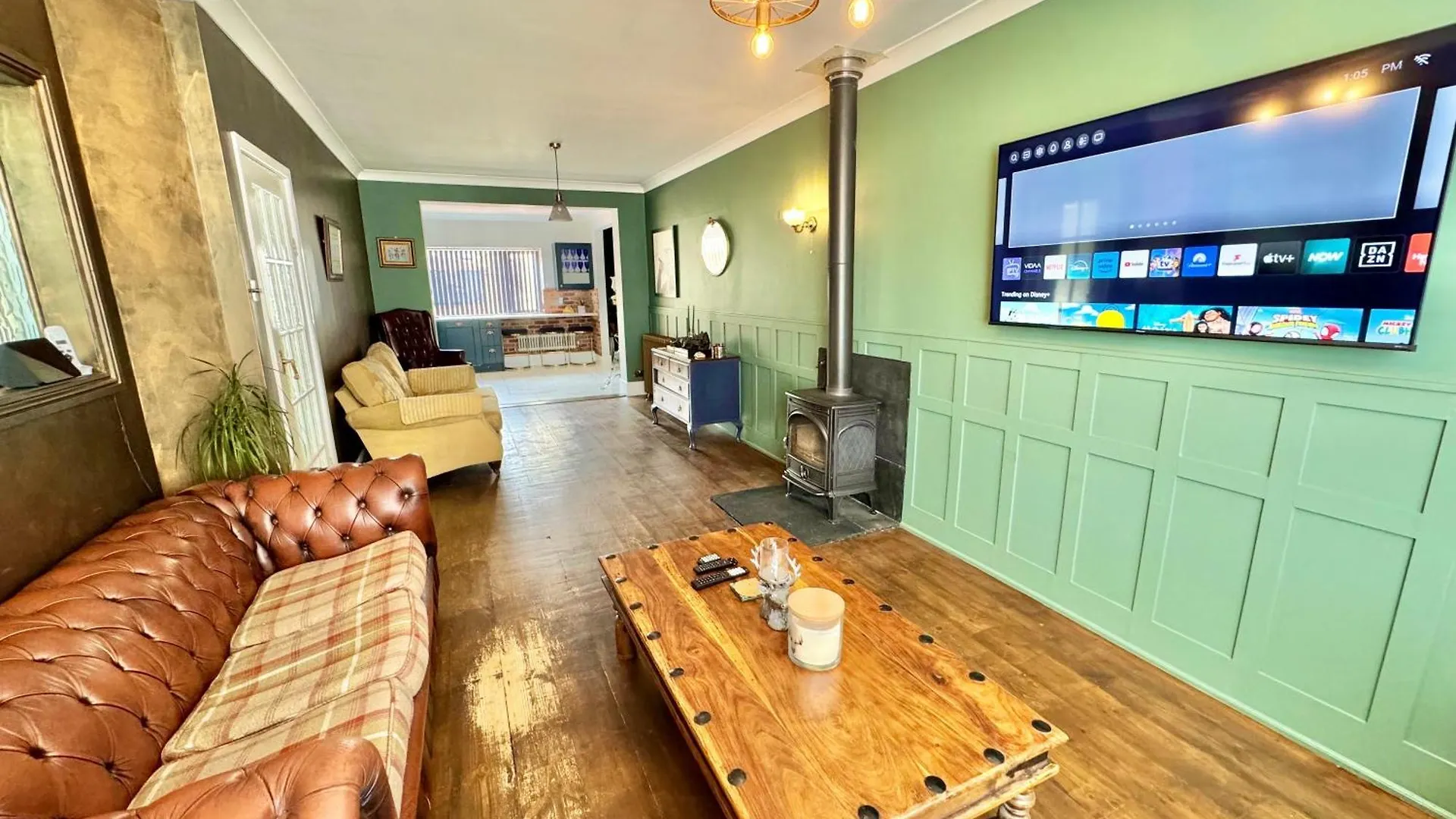 5 Bedroom House - Large Garden With Hot Tub - Sleeps 11 - Close To Beach - Free Parking Bournemouth
