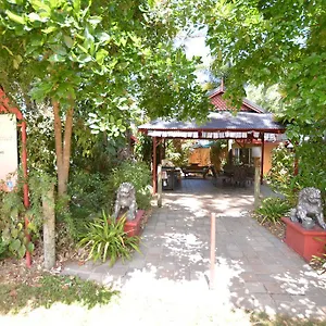 shambhala-retreat-magnetic-island-cottages.queenslandhotels.net/